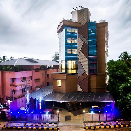 Hotel Guruvayur Darshan Eksteriør billede