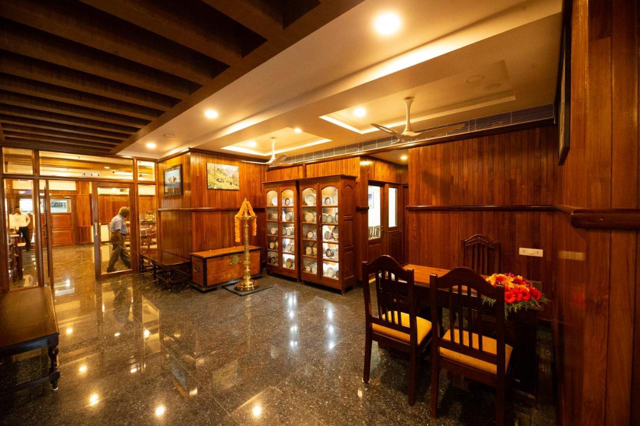 Hotel Guruvayur Darshan Eksteriør billede