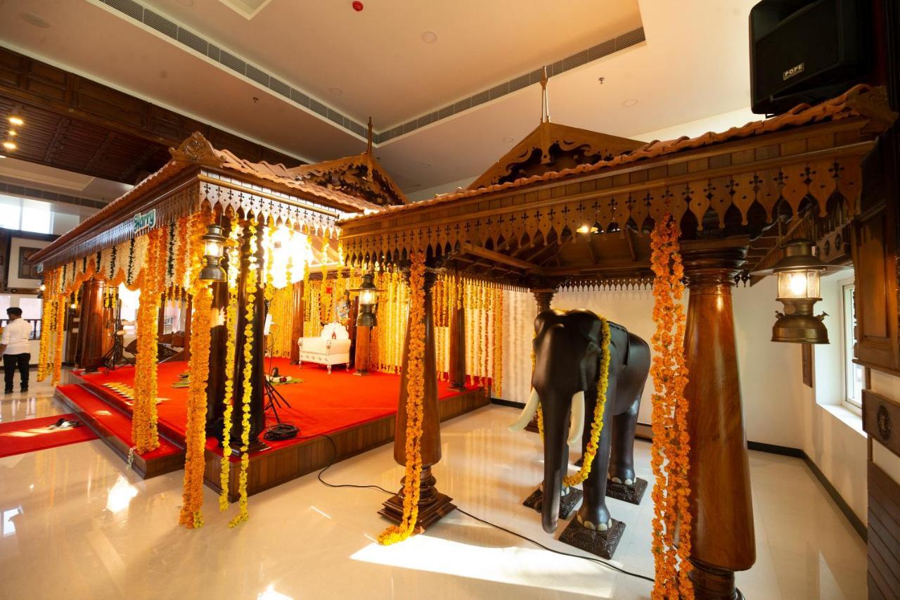 Hotel Guruvayur Darshan Eksteriør billede