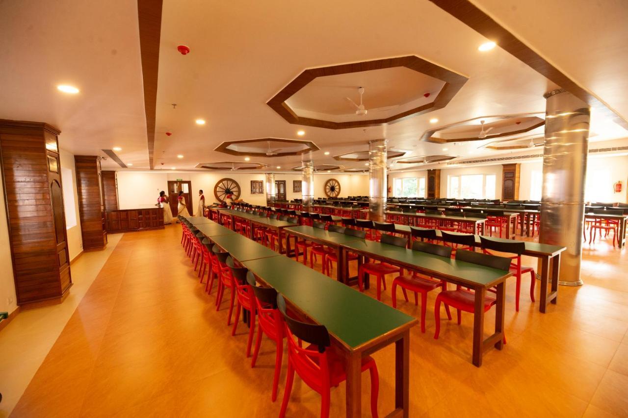 Hotel Guruvayur Darshan Eksteriør billede