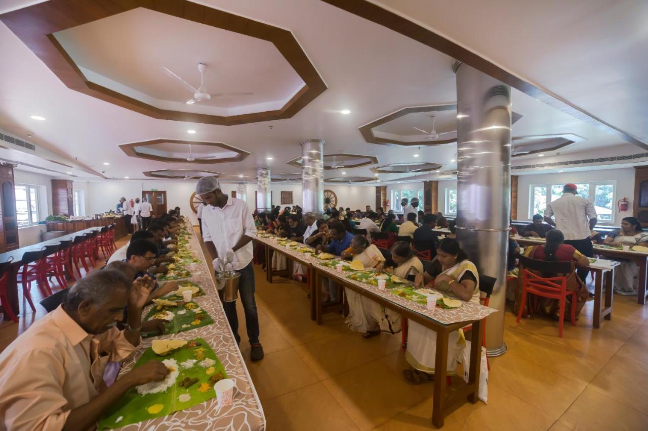 Hotel Guruvayur Darshan Eksteriør billede