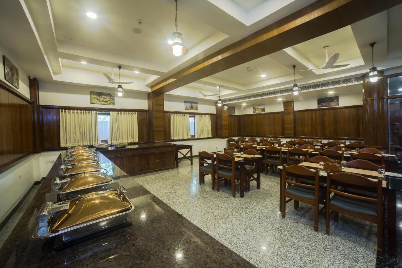 Hotel Guruvayur Darshan Eksteriør billede