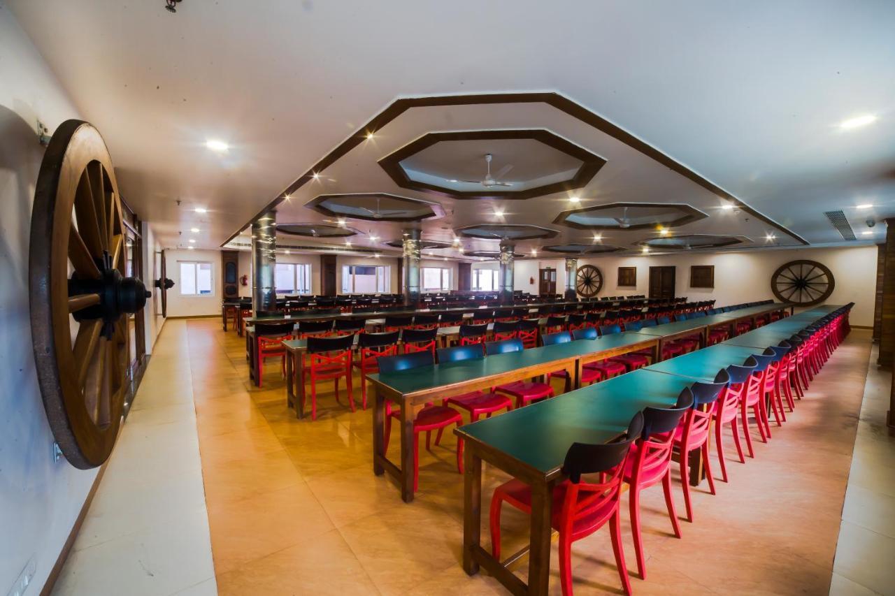 Hotel Guruvayur Darshan Eksteriør billede