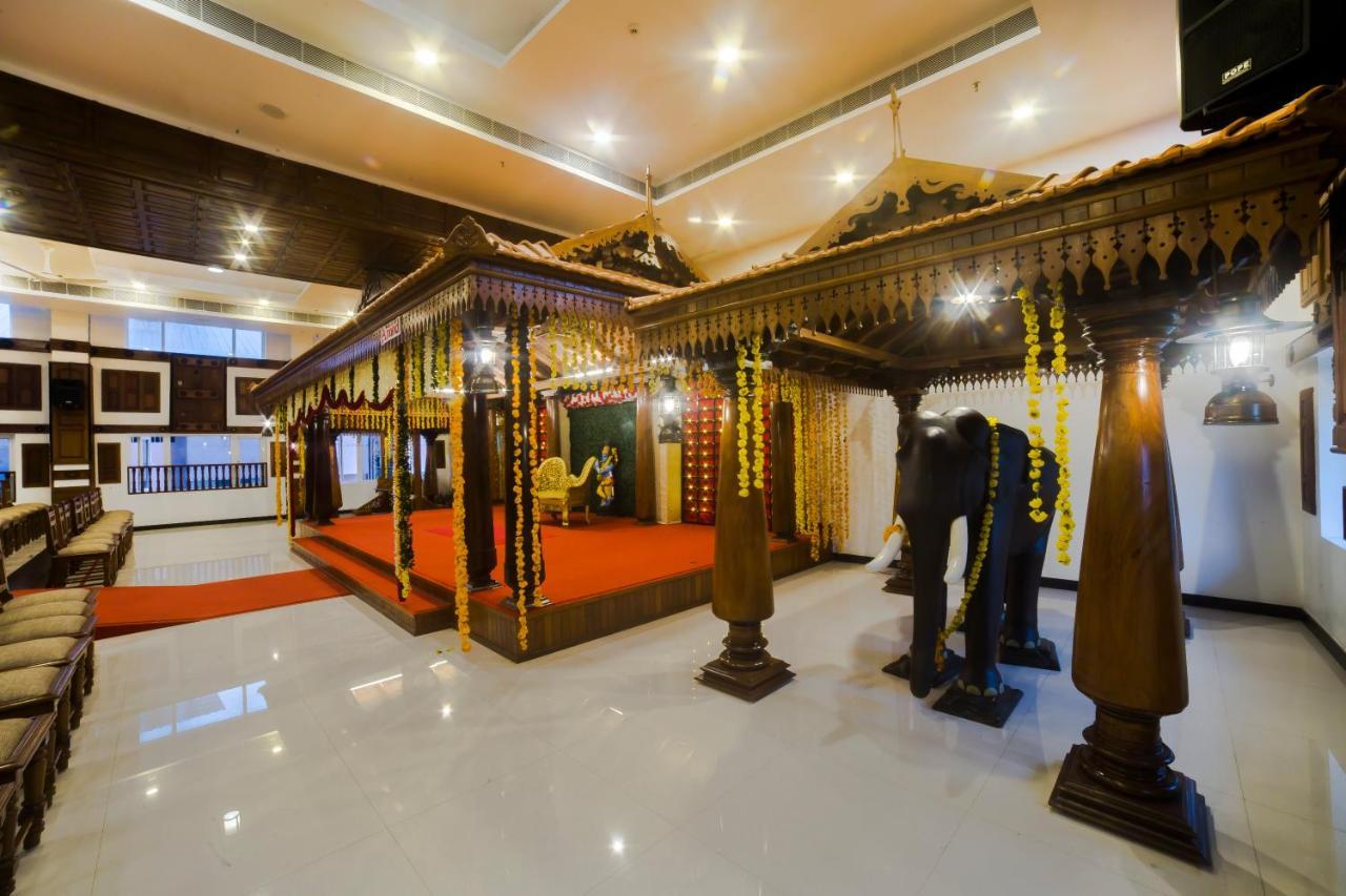 Hotel Guruvayur Darshan Eksteriør billede